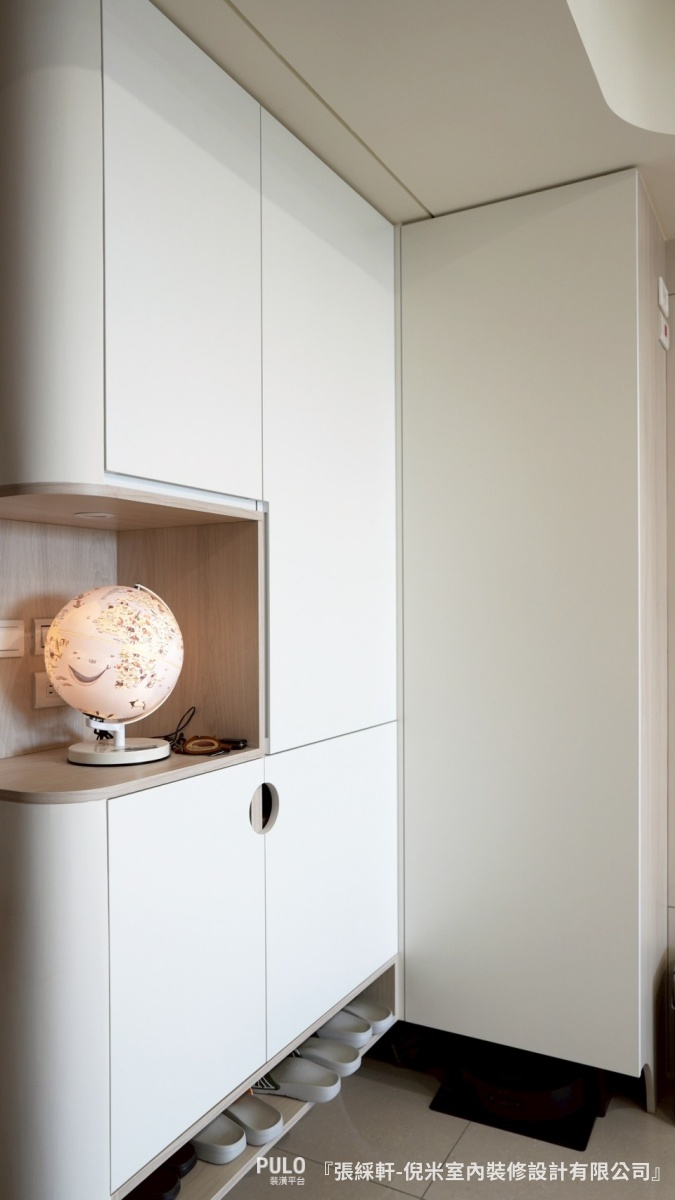 小坪數裝潢必看！台中室內設計案例：16坪白色系居家，用系統櫃與圓弧設計放大空間感-倪米室內裝修設計有限公司台中室內設計 - PULO裝潢平台