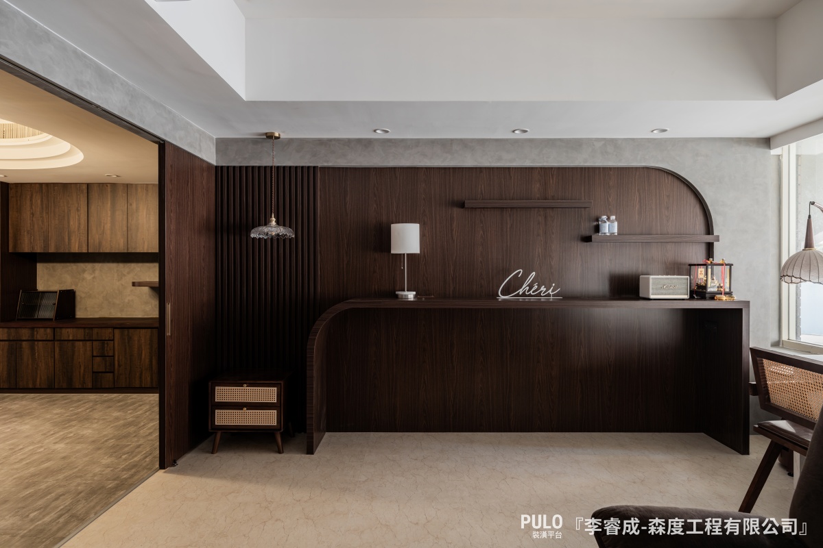 台中老屋設計｜17坪沈穩古典精緻宅。森度工程有限公司台中室內設計作品 - PULO裝潢平台