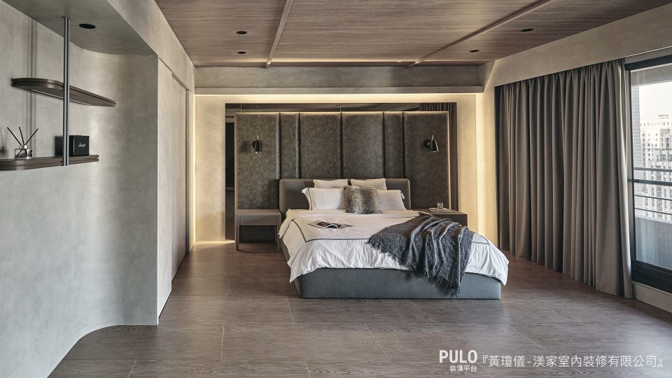 輕奢風的臥室主要運用金屬、大理石等材質，結合了現代設計與高雅的質感。渼家室內裝修有限公司房間設計 - PULO裝潢平台