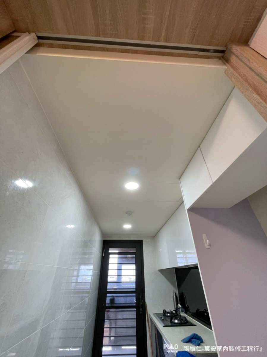 宸安室內裝修工程行台中油漆作品 - PULO裝潢平台 台中油漆輕裝潢案例:跳色牆搭配機能木作,打造清新實用宅-宸安室內裝修工程行台中油漆作品 - PULO裝潢平台