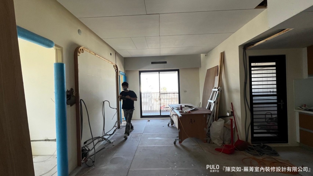 蕪菁室內裝修設計有限公司作品 - PULO裝潢平台 高雄室內設計,15坪新屋裝潢,溫潤木質打造實用小宅。蕪菁室內裝修設計有限公司作品 - PULO裝潢平台