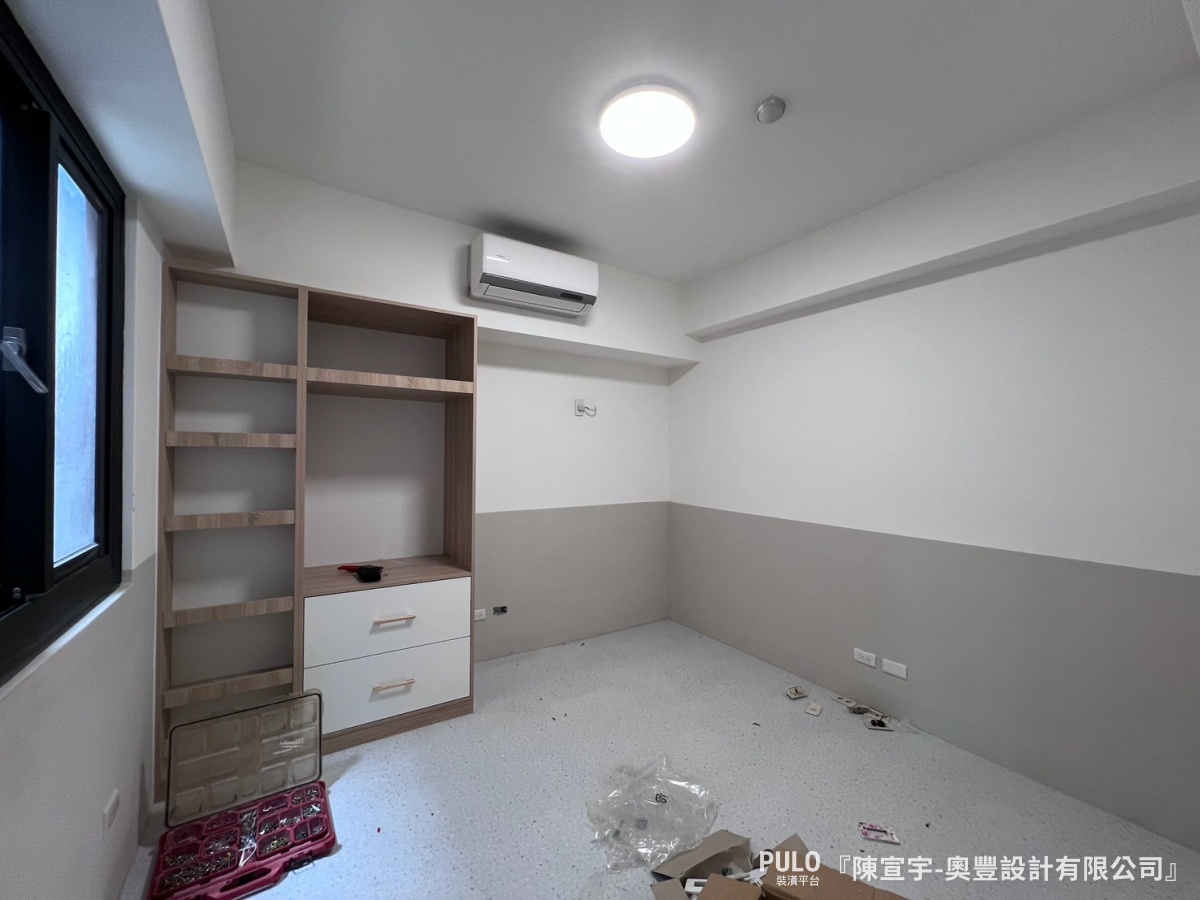 新竹竹北室內設計開箱,24坪中古屋翻修簡約風三房宅。奧豐設計有限公司作品 - PULO裝潢平台 屋主在找竹北室內設計時,希望找到一位能遇到懂得抓預算、也擅長空間規劃的設計師,讓家裡變成簡單、清爽又實用的生活空間。奧豐設計有限公司作品 - PULO裝潢平台