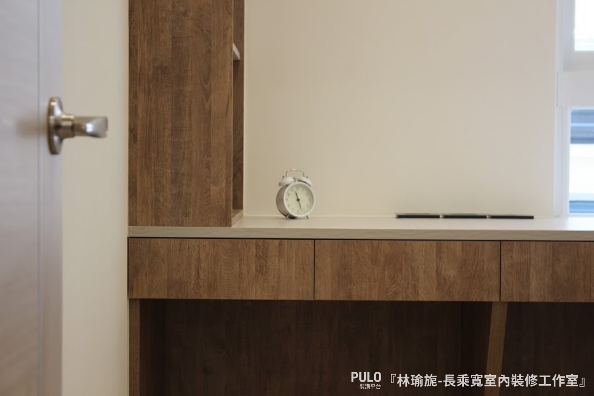 台中室內設計實例|司曼特電視牆,打造小宅的日常質感 - 長乘寬室內裝修工作室作品 - PULO裝潢平台 台中室內設計實例|司曼特電視牆,打造小宅的日常質感 - 長乘寬室內裝修工作室作品 - PULO裝潢平台