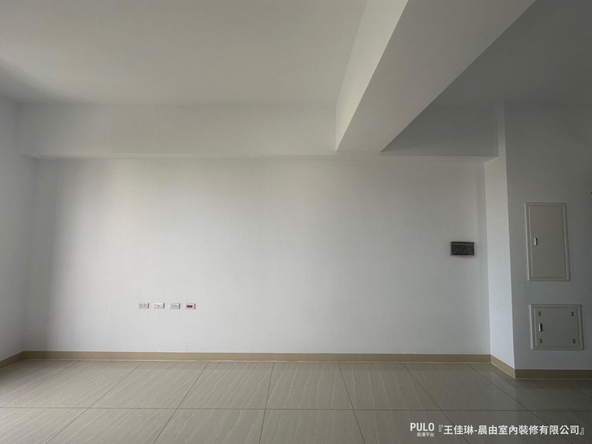 晨由室內裝修有限公司台南室內設計作品 - PULO裝潢平台 30坪台南室內設計開箱:霧白奶油風與玻璃書房,打造貓咪也愛的透光極簡宅 - 晨由室內裝修有限公司作品 - PULO裝潢平台