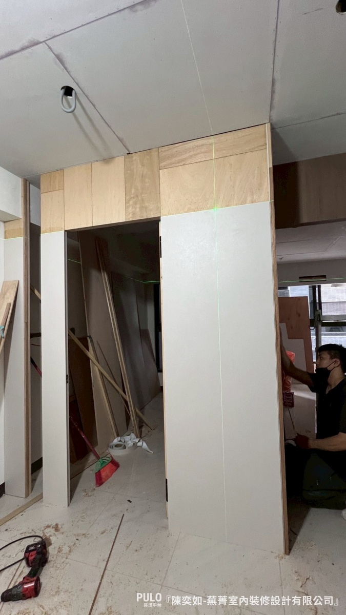 高雄室內設計案例，12坪小宅這樣解決暗廳格局問題。蕪菁室內裝修設計有限公司高雄室內設計作品 - PULO裝潢平台