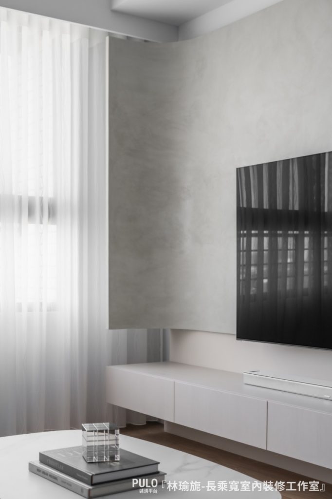 司曼特目前市場行情「連工帶料」大約落在每坪NT$3,500 ~ NT$ 6,000之間不等,實際價格會依照施工範圍、牆面狀況與區域而有所浮動。-長乘寬室內裝修工作室司曼特作品 - PULO裝潢平台