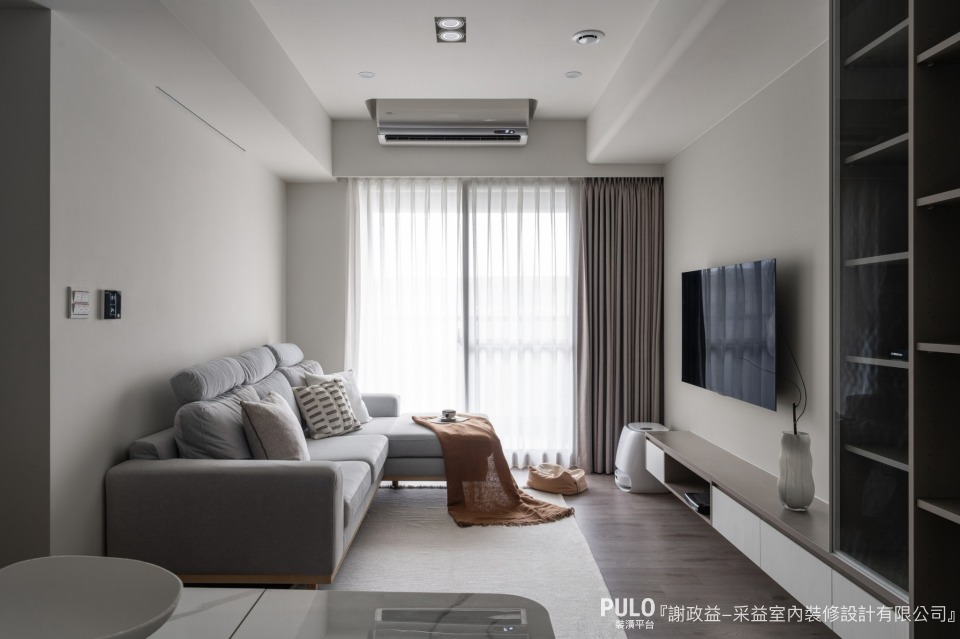 采益室內裝修設計有限公司天花板設計 - PULO裝潢平台 平釘天花板是最基本、也最常見的做法,很適合對天花板沒太多造型需求的空間,像是主臥、次臥、書房等。- 采益室內裝修設計有限公司天花板設計 - PULO裝潢平台