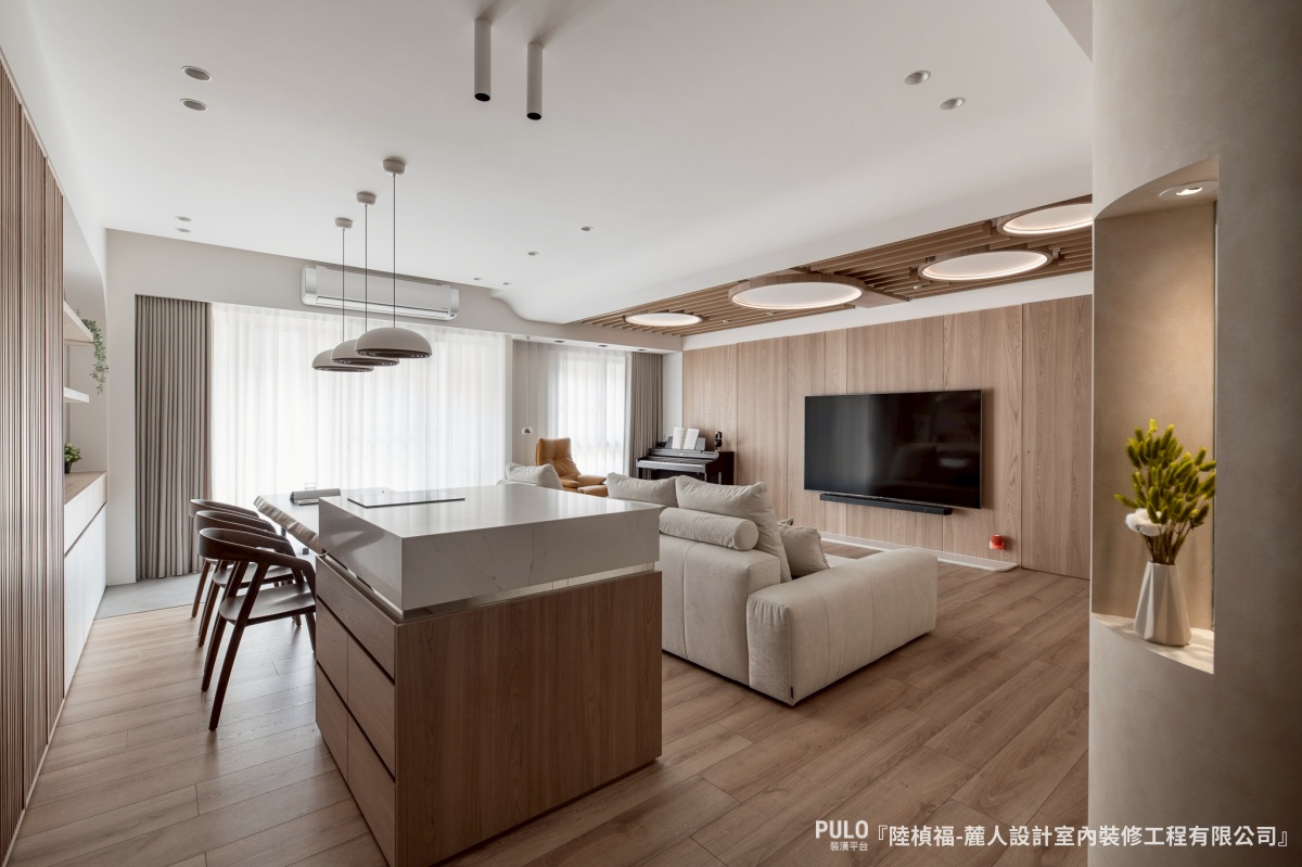 色溫3000K、4000K有什麼差別？嵌燈、吸頂燈缺點是什麼？色溫到燈具款式一次看懂！麓人設計室內裝修工程有限公司客廳作品- PULO裝潢平台