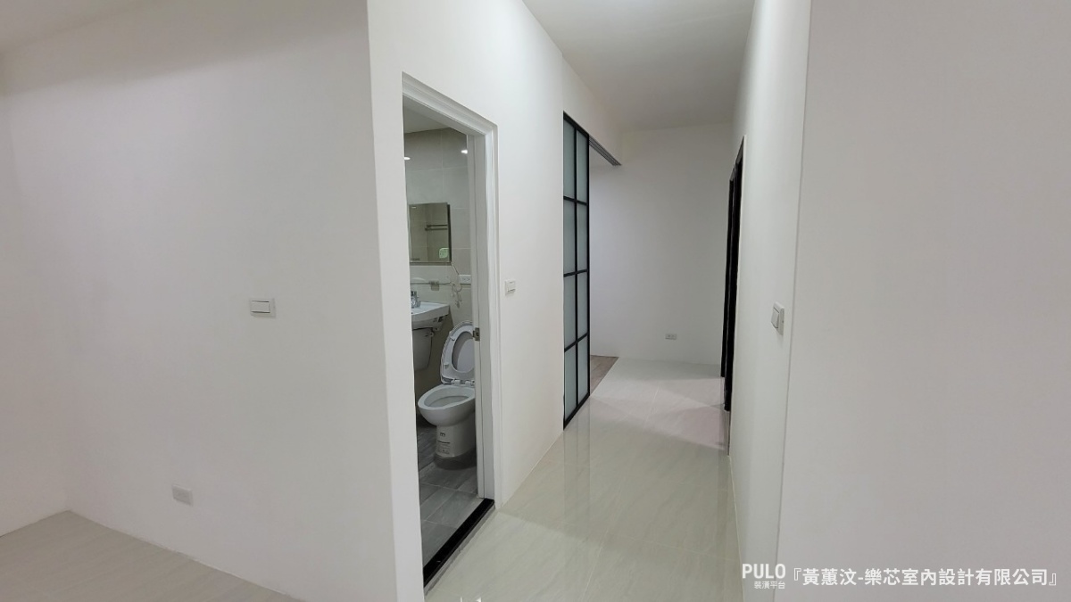 新北中和裝潢|舊屋翻新實例:廚房浴室翻修、全室粉刷 -樂芯室內設計有限公司作品- PULO裝潢平台 這則中和裝潢以舊屋翻新的基礎項目為主,針對老舊的設備與建材進行更換與修繕,讓空間恢復舒適的居住機能。 -樂芯室內設計有限公司作品- PULO裝潢平台
