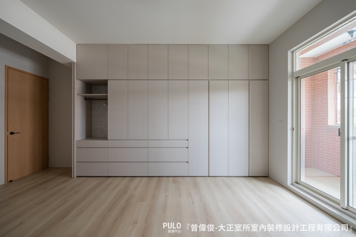勞動部的室內裝修證照主要區分為「設計」與「施工」兩大類，並針對個人進行技術認證。大正室所室內裝修設計工程有限公司作品 - PULO裝潢平台