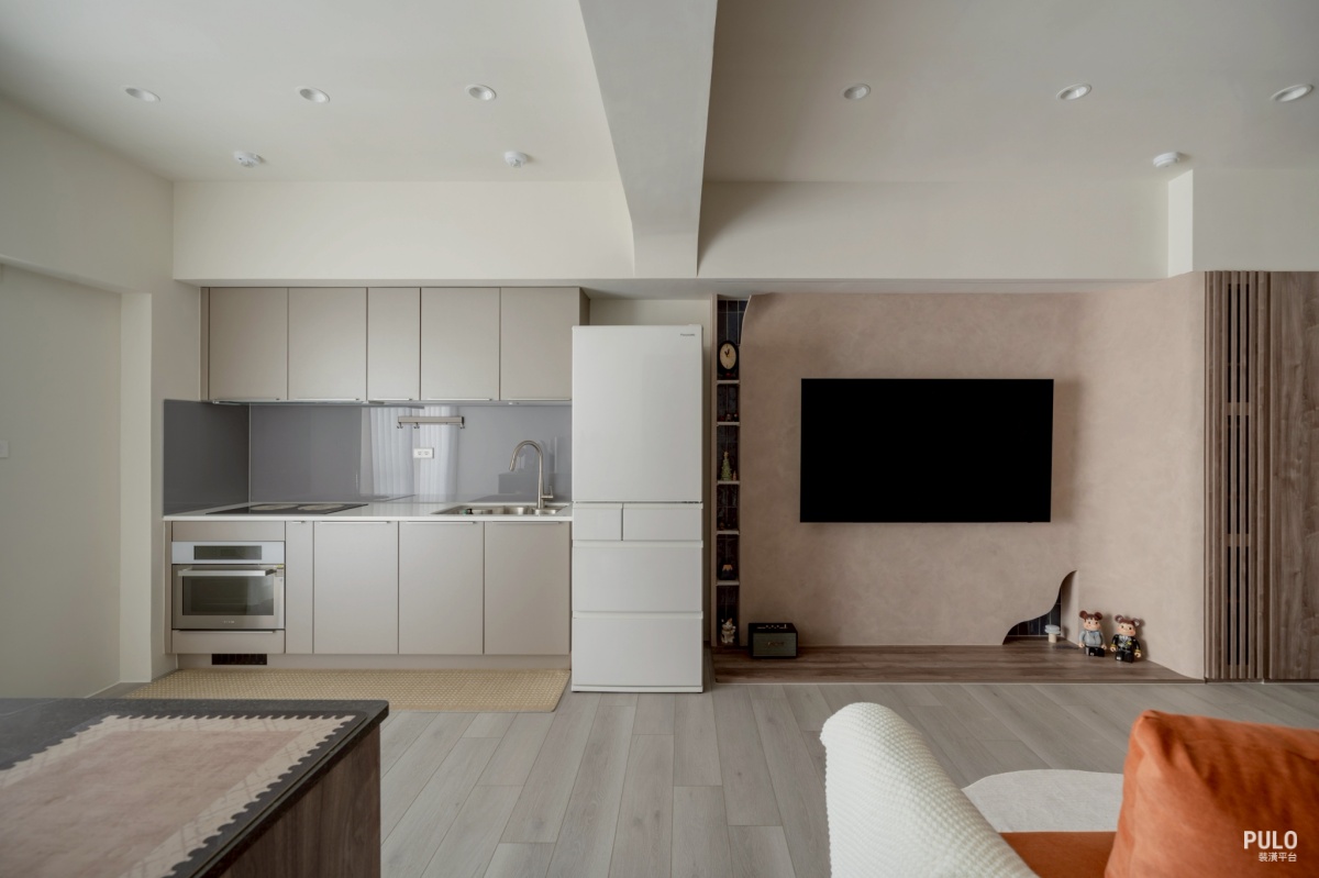 冰箱對門怎麼辦？破解6大冰箱風水疑慮與廚房動線懶人包 - PULO裝潢平台