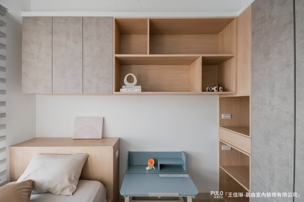 晨由室內裝修有限公司台南室內設計作品 - PULO裝潢平台 30坪台南室內設計開箱:霧白奶油風與玻璃書房,打造貓咪也愛的透光極簡宅 - 晨由室內裝修有限公司作品 - PULO裝潢平台