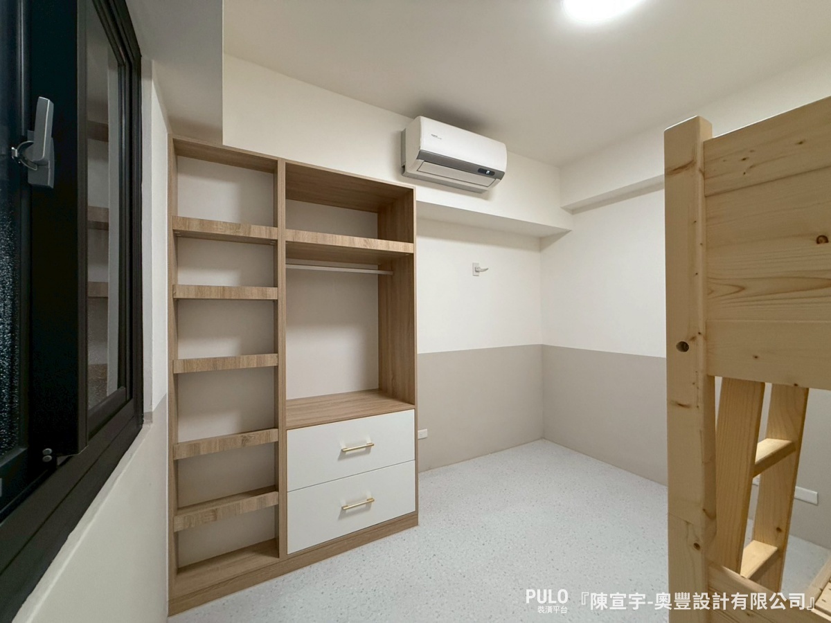 新竹竹北室內設計開箱,24坪中古屋翻修簡約風三房宅。奧豐設計有限公司作品 - PULO裝潢平台 屋主在找竹北室內設計時,希望找到一位能遇到懂得抓預算、也擅長空間規劃的設計師,讓家裡變成簡單、清爽又實用的生活空間。奧豐設計有限公司作品 - PULO裝潢平台