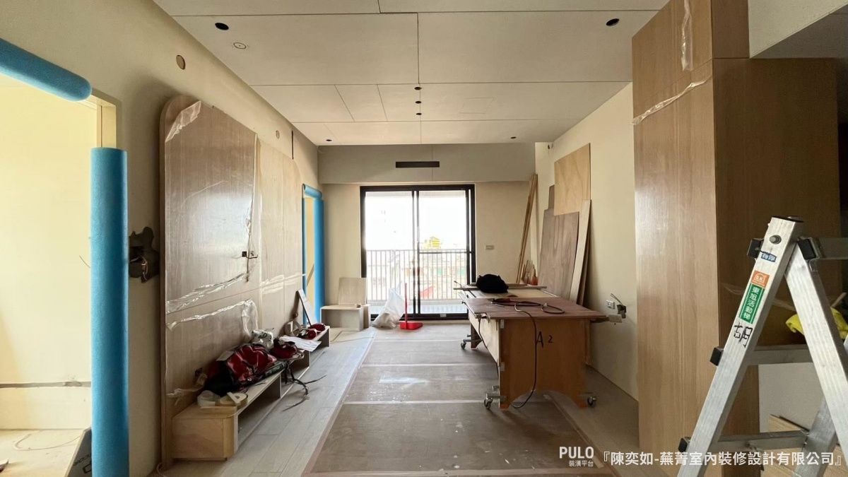 蕪菁室內裝修設計有限公司作品 - PULO裝潢平台 高雄室內設計,15坪新屋裝潢,溫潤木質打造實用小宅。蕪菁室內裝修設計有限公司作品 - PULO裝潢平台