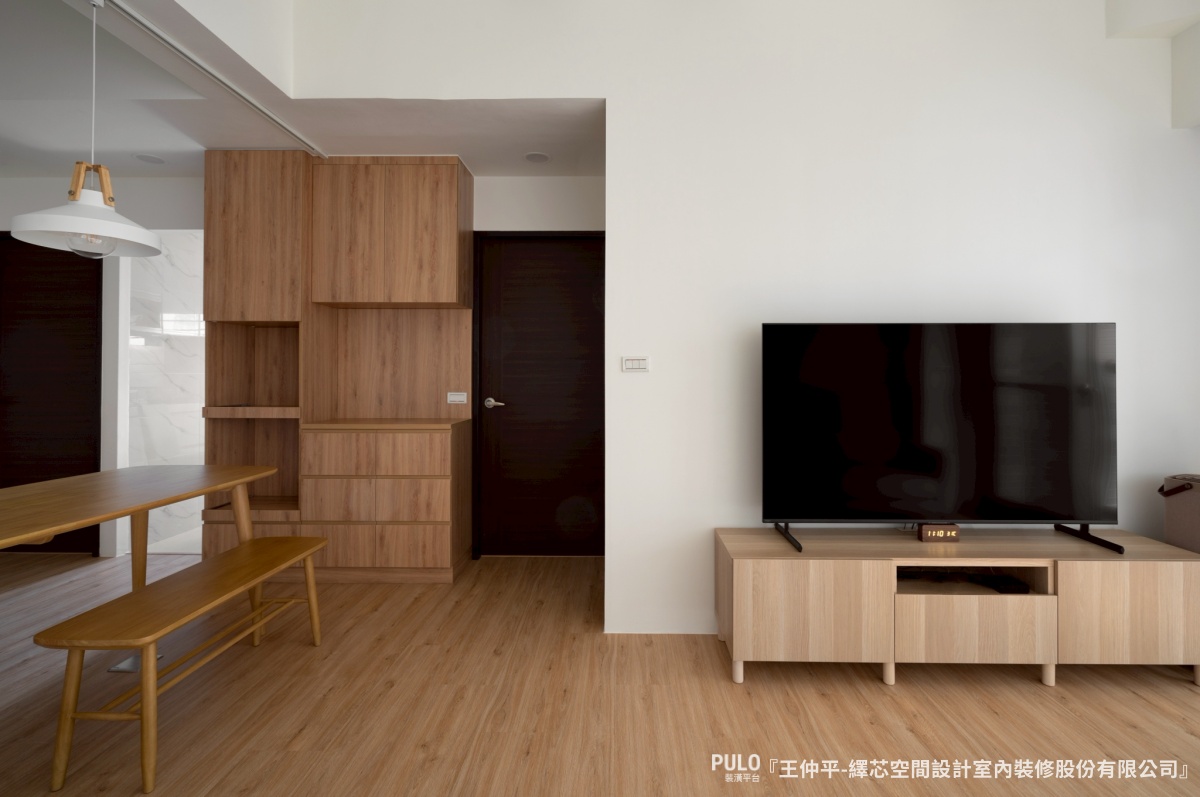 繹芯空間設計室內裝修股份有限公司軌道燈作品 - PULO裝潢平台 軌道燈完整攻略:從優缺點到軌道燈安裝,一篇搞懂軌道燈裝潢重點-繹芯空間設計室內裝修股份有限公司軌道燈作品 - PULO裝潢平台