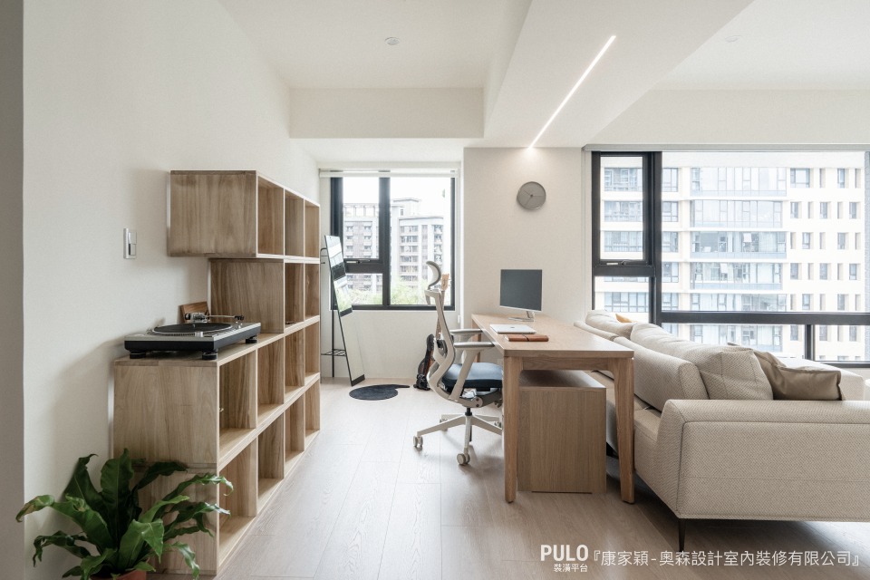 輕裝潢主要是保留屋內的主體空間，減少拆除、重建這類的繁複程序，讓工程輕量化，再運用家具軟裝的搭配來變化空間氛圍。奧森設計室內裝修有限公司作品 - PULO裝潢平台