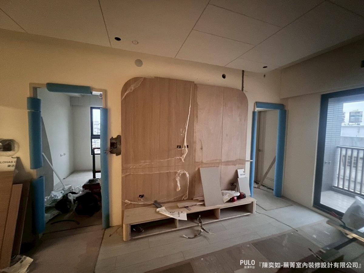 蕪菁室內裝修設計有限公司作品 - PULO裝潢平台 高雄室內設計,15坪新屋裝潢,溫潤木質打造實用小宅。蕪菁室內裝修設計有限公司作品 - PULO裝潢平台