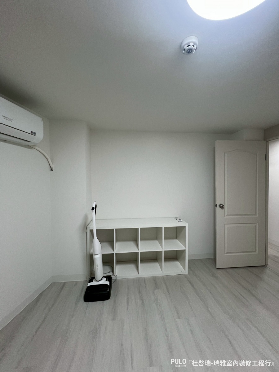 這次的屋主夫妻選擇在寶寶出生前，把這棟承載童年回憶的老屋徹底翻新，透過PULO找到台南在地的統包師傅，從拆除到完工一條龍處理，讓老屋脫胎換骨！瑞雅室內裝修工程行台南老屋翻新作品 - PULO裝潢平台