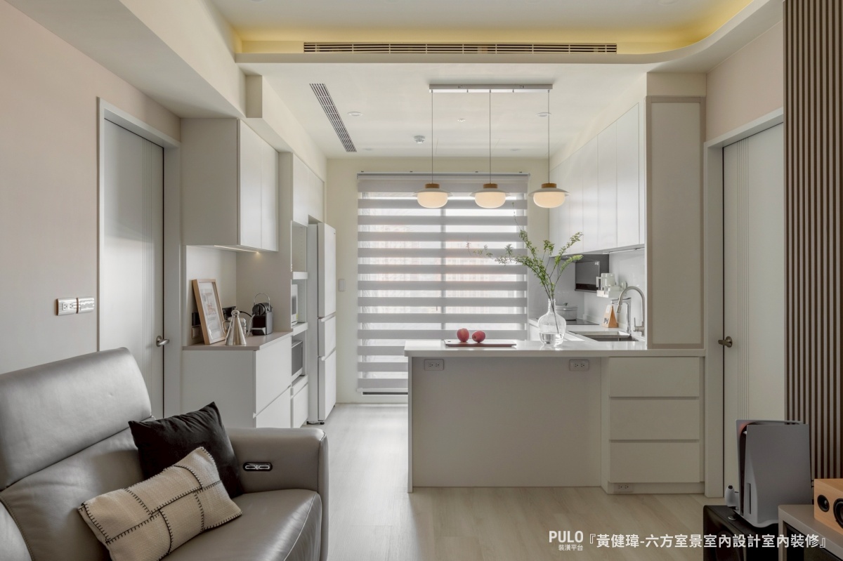 高雄室內設計｜15坪小宅三房改兩房，換來中島和獨立更衣室-六方室景室內設計室內裝修作品 - PULO裝潢平台