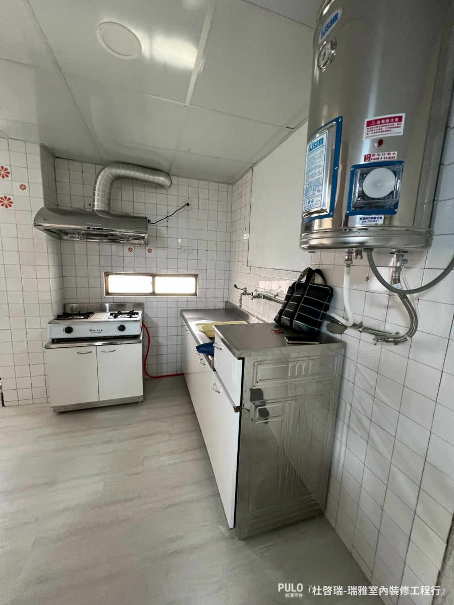 這次的屋主夫妻選擇在寶寶出生前，把這棟承載童年回憶的老屋徹底翻新，透過PULO找到台南在地的統包師傅，從拆除到完工一條龍處理，讓老屋脫胎換骨！瑞雅室內裝修工程行台南老屋翻新作品 - PULO裝潢平台