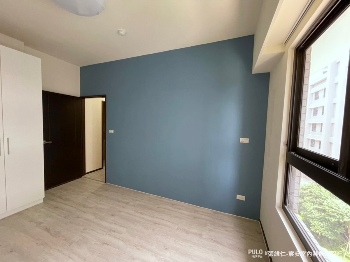 宸安室內裝修工程行台中油漆作品 - PULO裝潢平台 主臥跳色:乳膠漆 NN7330-2-宸安室內裝修工程行台中油漆作品 - PULO裝潢平台
