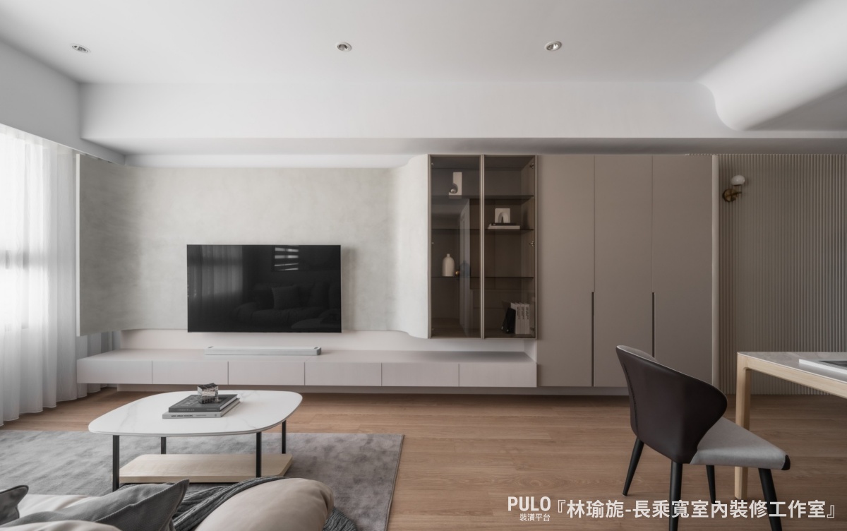 台中新成屋設計｜灰調司曼特18坪居家。長乘寬室內裝修工作室台中室內設計作品 - PULO裝潢平台