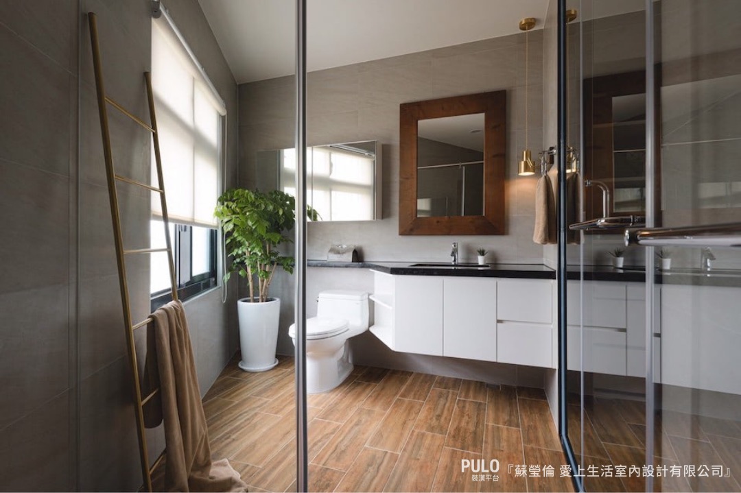 而到底要怎麼將浴室打造成自己喜歡的北歐風格呢？跟著以下北歐風浴室的4大技巧趕緊記下來吧！愛上生活室內設計有限公司北歐風作品- PULO裝潢平台
